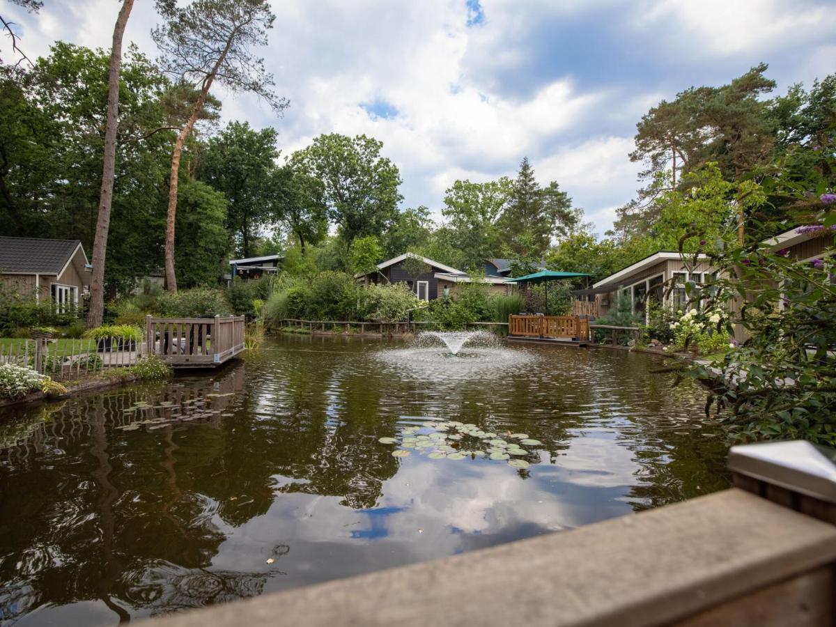 הוילה הונדרלו Cozy Chalet With A Jetty Nearby De Veluwe מראה חיצוני תמונה